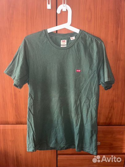 Футболка levis