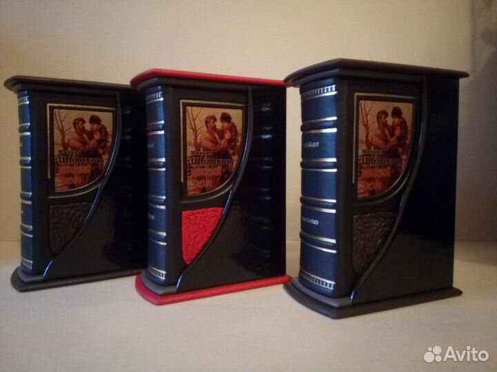 Подарочные книги в кожаном переплете ручной работы