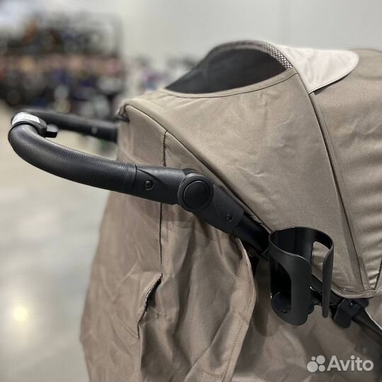 Прогулочная коляска Luxmom 730 Libra