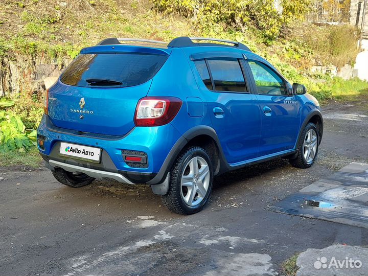 Renault Sandero Stepway 1.6 AT, 2016, 83 000 км