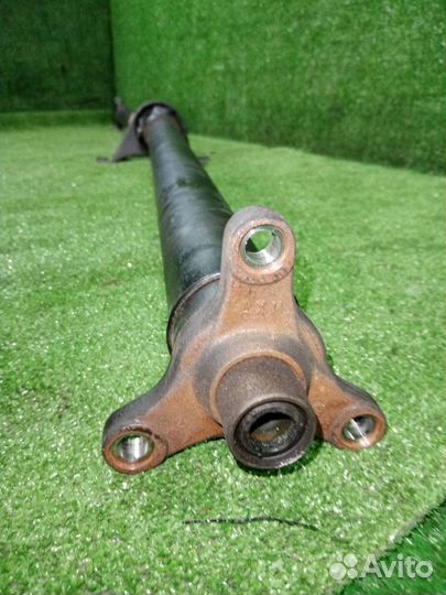 Карданный вал Mercedes-Benz E500 W211 M113E50