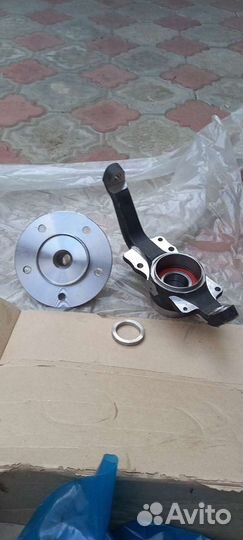 Поворотный кулак niva