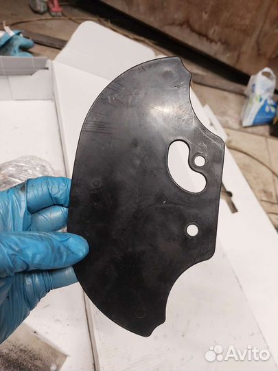 Дефлектор передней вилкиhonda africa 750