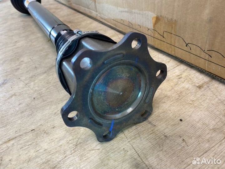 Привод, полуось передний правый Skoda Octavia 2013