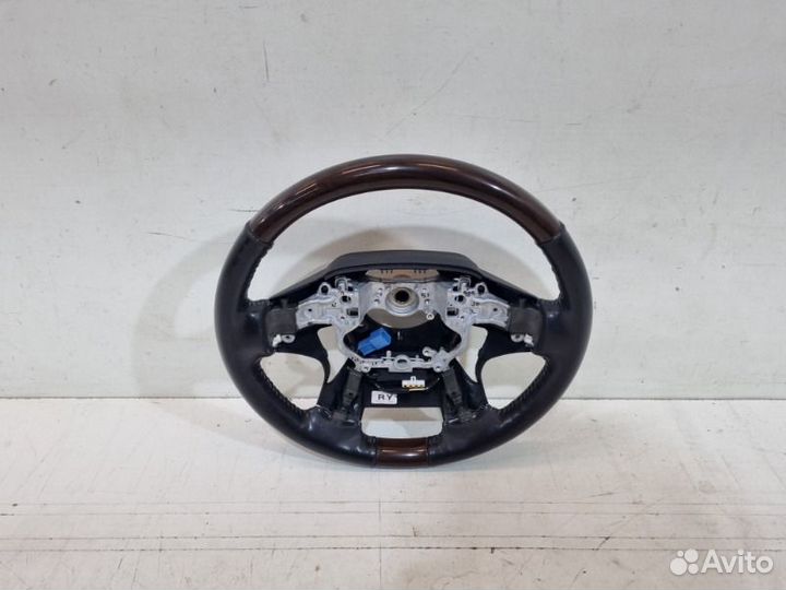 Руль Toyota Land Cruiser 200 2016-2022