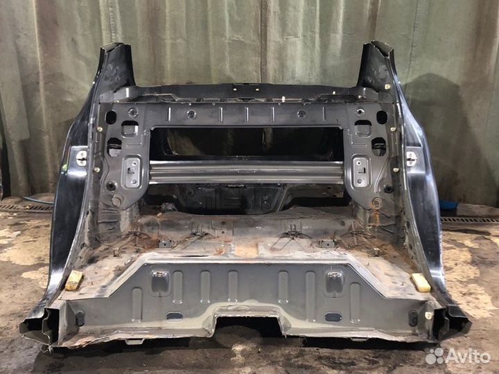 Часть кузова отрезная задняя задний Renault Logan