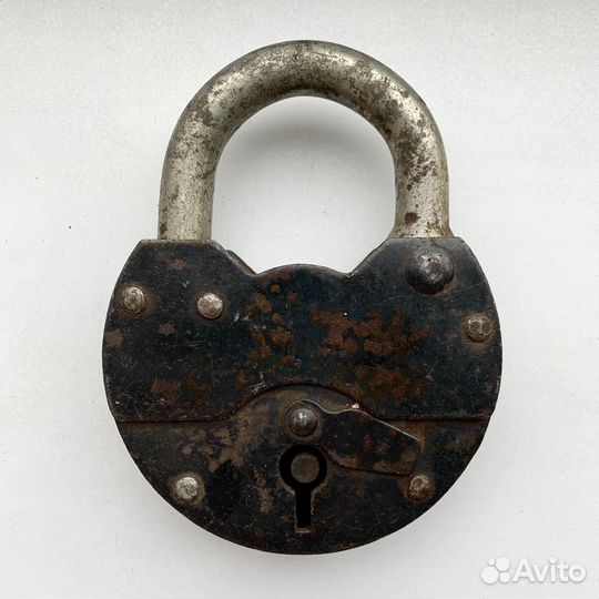 Замок амбарный навесной старинный