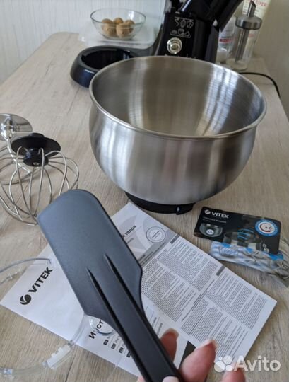 Новый планетарный миксер Vitek