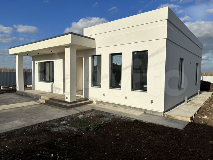 Дом 93 м² на участке 7,1 сот.