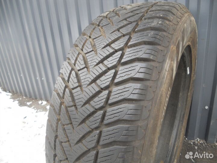 Goodyear UltraGrip+ SUV 245/60 R18 105H