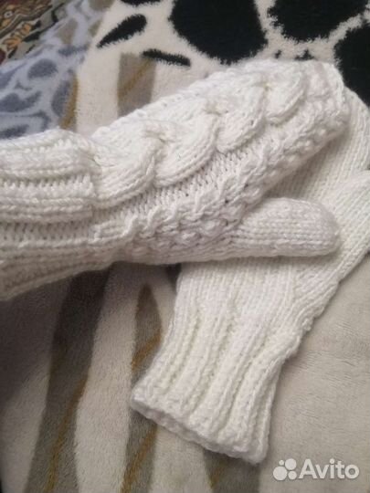 Варежки вязаные ручной работы