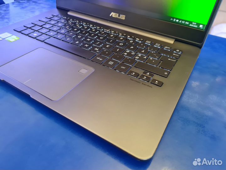 Ультрабук Asus ZenBook 14