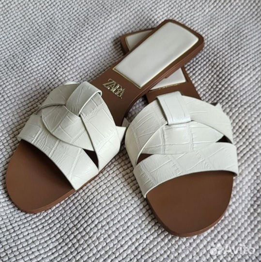 Босоножки Zara