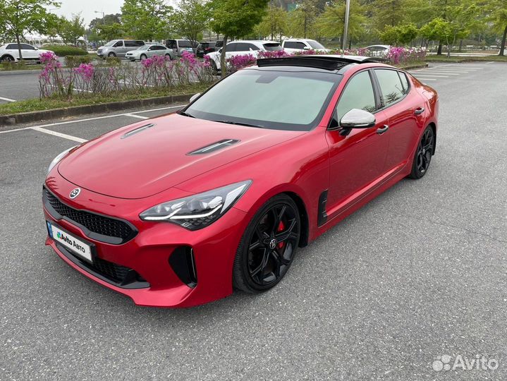 Kia Stinger 2.0 AT, 2019, 81 500 км