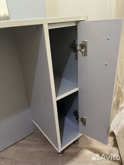 Зеркало настенное в прихожую