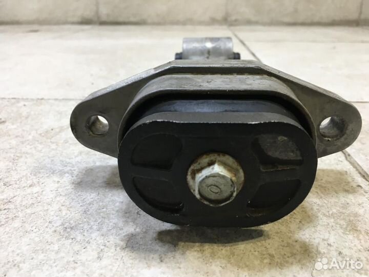 Опора двигателя задняя Kia Cerato 3 YD 2013-2018