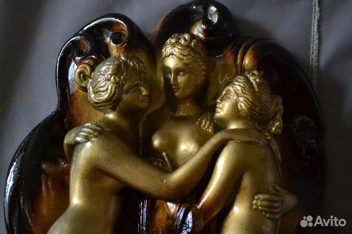 Панно Три грации