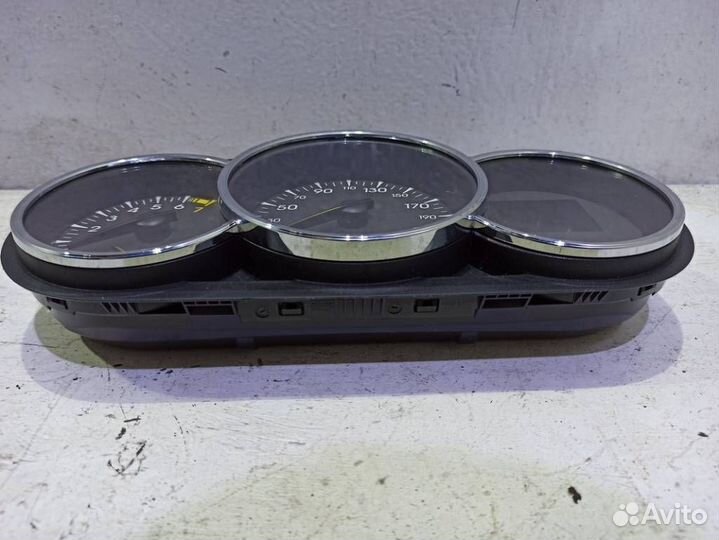 Панель приборов Рено