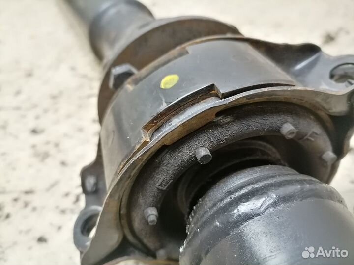Кардан задний Nissan Fuga Y50 состояние крестовины