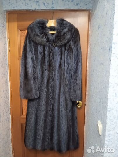 Корсет ортопедический, шуба из енота