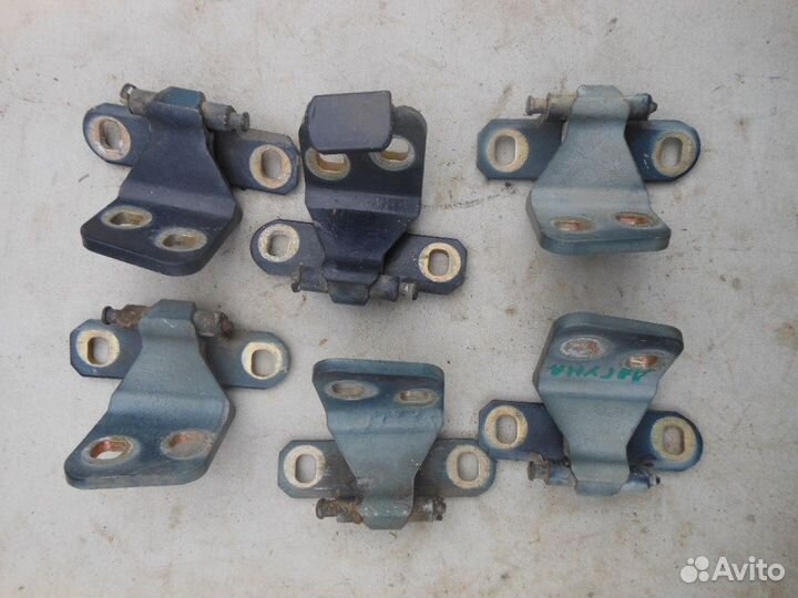 Петля двери для Renault Laguna 1994-1998