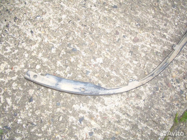 Спойлер переднего бампера Хёндэ Туссан с 18