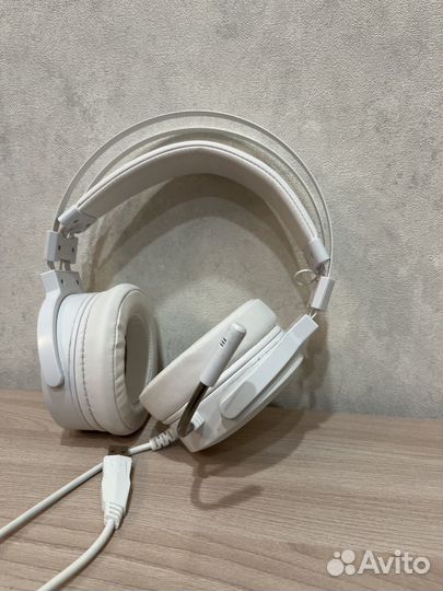 Игровые наушники