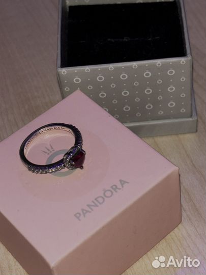 Кольцо pandora красное сердце оригинал