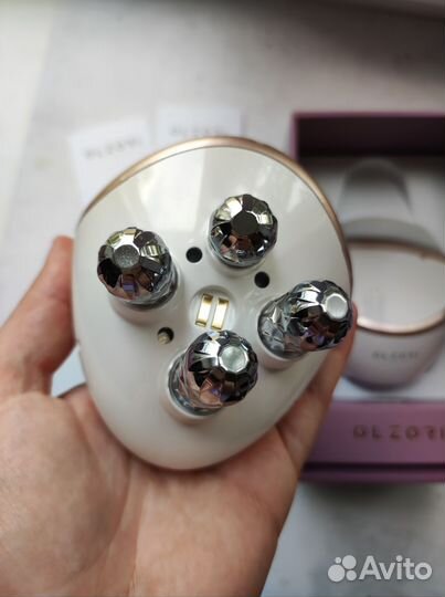 Массажер Olzori L-Mirru (EMS, RF и LED терапия)