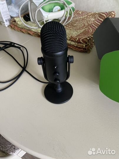 Микрофон рэйзер