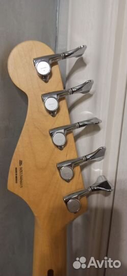 Бас гитара Fender dimension 5 струн