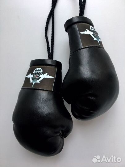 Боксерские перчатки маленькие