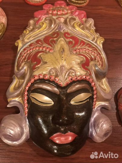 Маски гипсовые декоративные