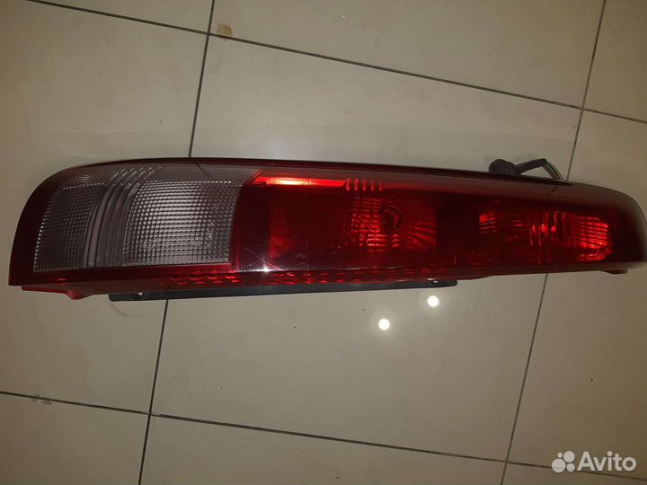 Стоп сигнал (фонарь) левый Ниссан Х-Траил