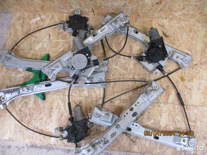 Электростеклоподъемник двери Джили Эмгранд EC7