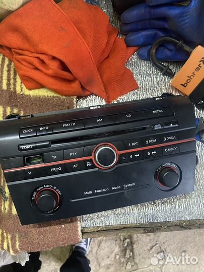 Панель на магнитолу