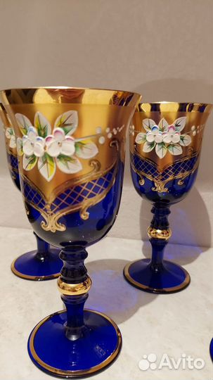 Бокалы для вина и рюмки роккоко