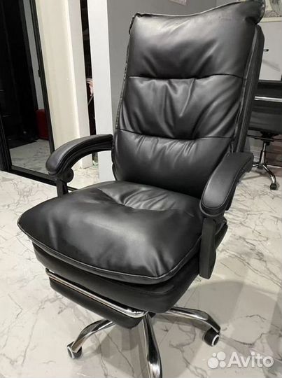 Компьютерное офисное кресло с массажем (новые)