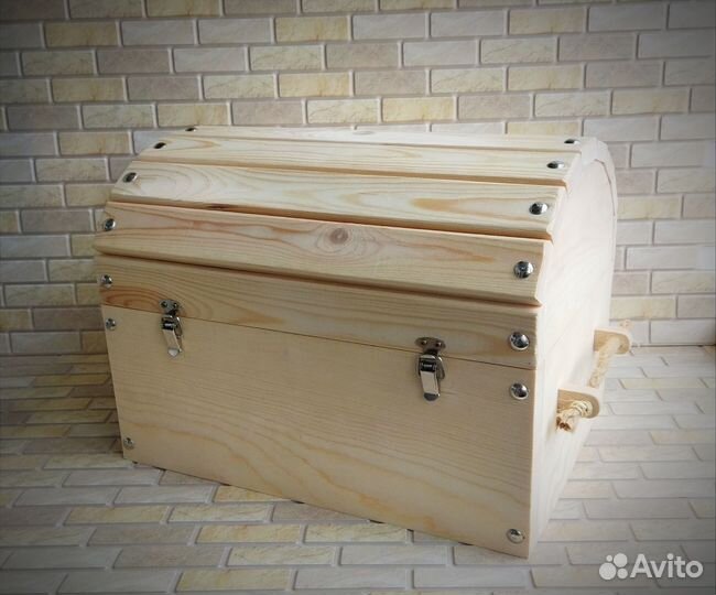 Сундук для интерьера документов