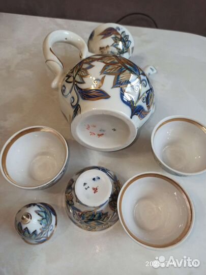 Чайник-кувшин фарфоровый и 4 пиалы.Кисловодск.ссср
