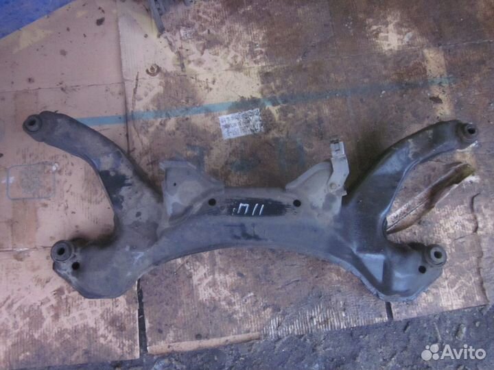 Подрамник Ниссан Примьера 11