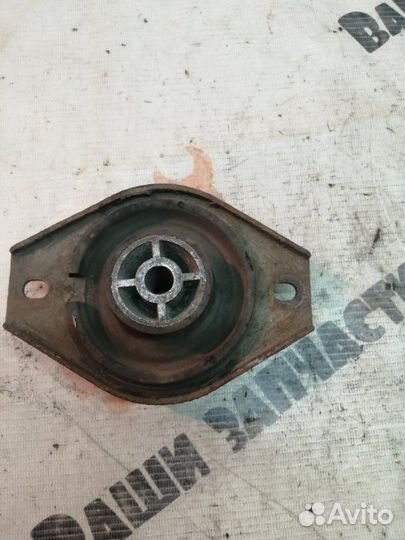 Подушка двигателя LADA