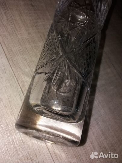 Ваза хрустальная СССР хрусталь скол узкая выс 20см