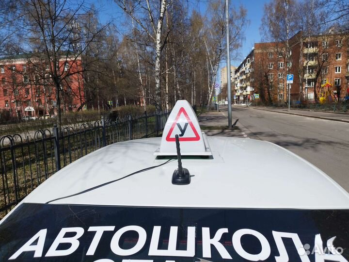 Автоинструктор инструктор по вождению МКПП