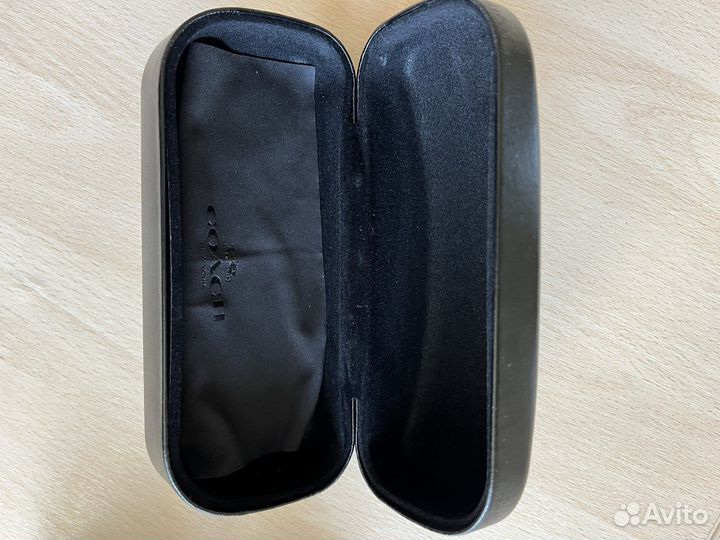 Солнцезащитные очки coach