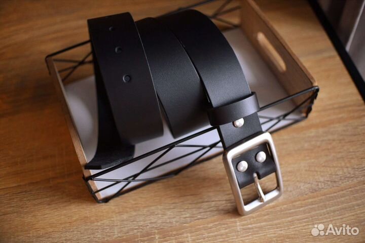 Мужской кожаный ремень ручной работы