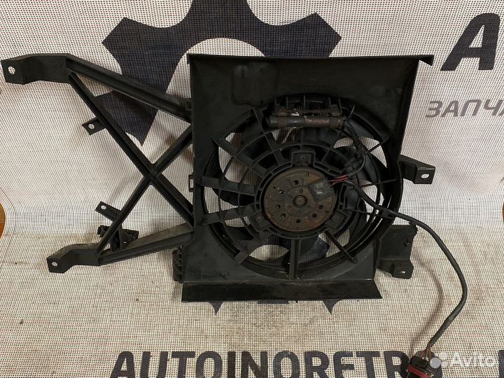 Вентилятор охлаждения радиатора Opel 52475594