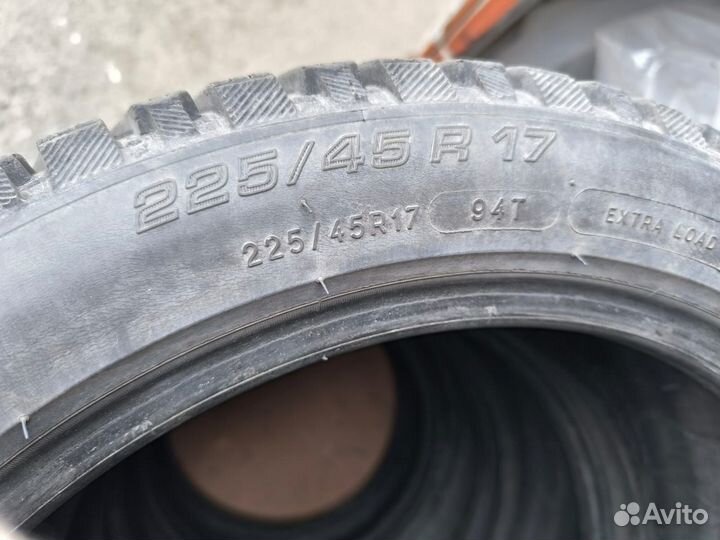 Michelin X-Ice North 3 225/45 R17 94T