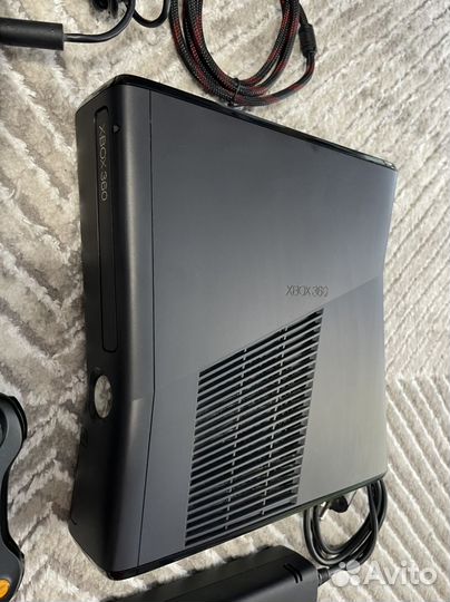 Xbox 360 slim 250GB прошит