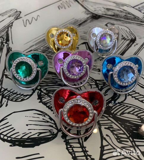 Пустышка с камушком 0-6 месяцев